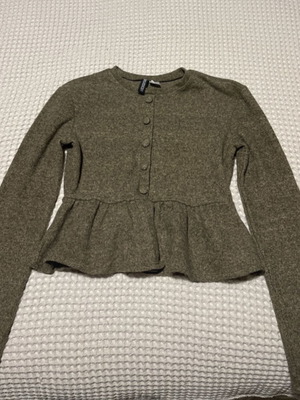 H&M top new, very warm, size XS