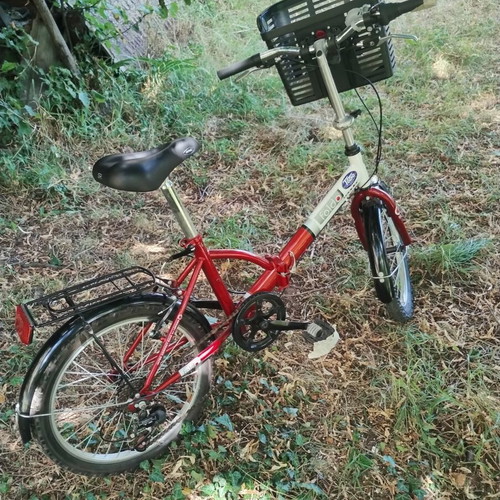 Foldo 20 Inch Folding Bicycle like new, red, 6 speeds
