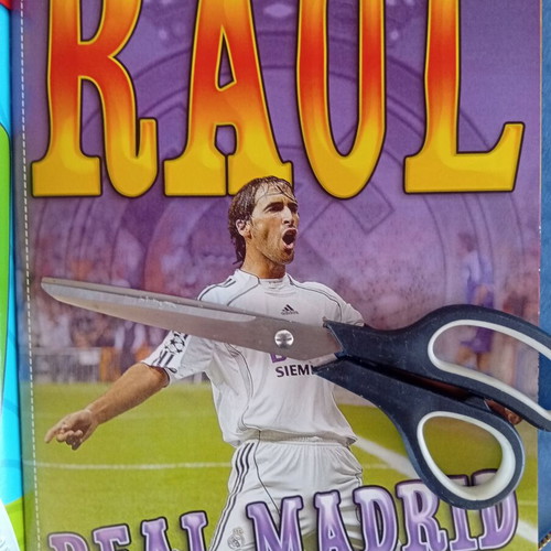 Match Football Magazine issue 2-8/1/2007 like new with Chelsea posters