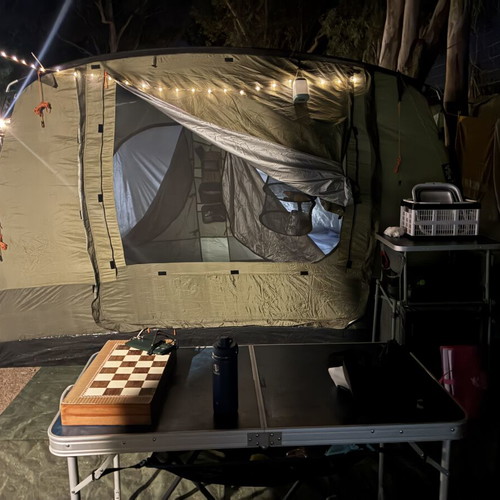 Terra Family 4/7 camping tent with two rooms and porch