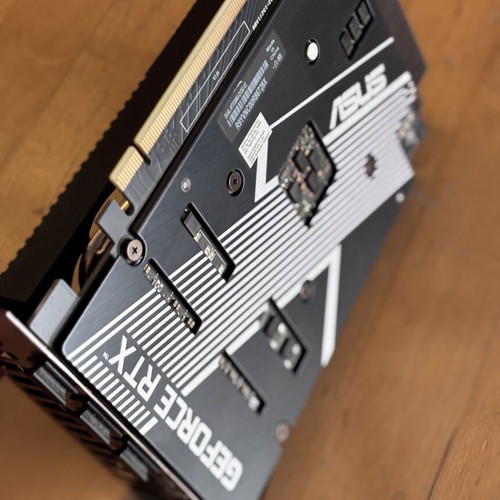 Asus RTX 3060 12 GB VRAM graphics card like new