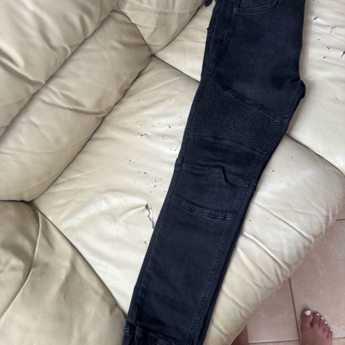 Black men's jeans Pull and Bear like new, size 38