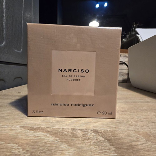 Narciso Poudree 90 ml new authentic perfume