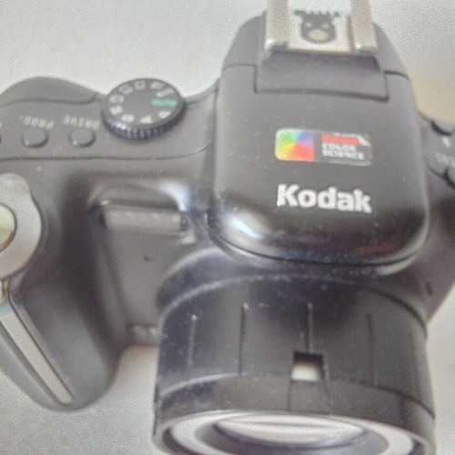 Kodak EasyShare P850 camera used, unknown if works