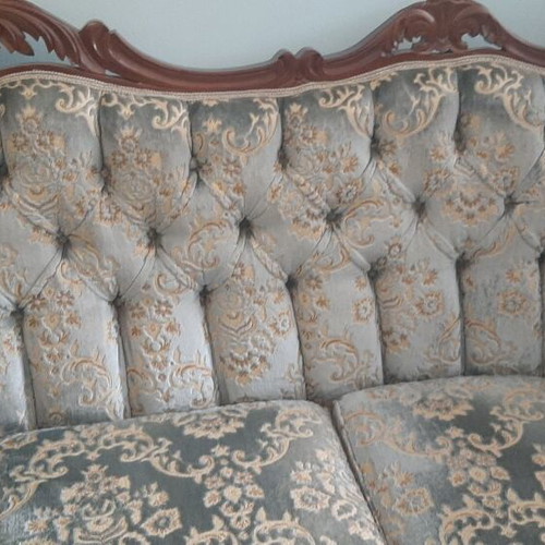 Vintage carved wooden salon Portorafthi