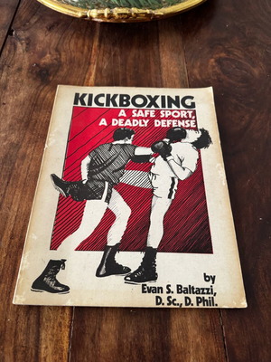 Kickboxing a safe sport a deadly defence μεταχειρισμένο βιβλίο