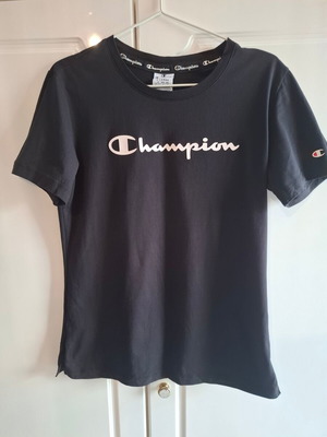 Champion Women's T-Shirt XL Black New with 3D Logo
