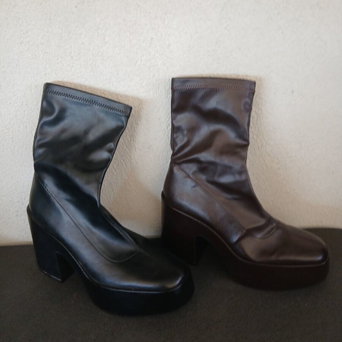 Zara leather ankle boots set of 2, black and brown, like new, size 39