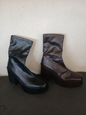 Zara leather ankle boots set of 2, black and brown, like new, size 39