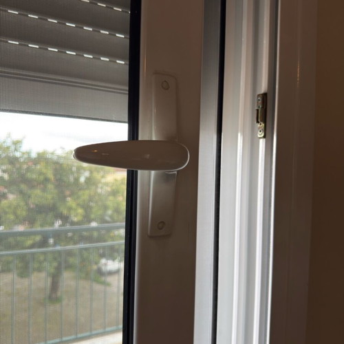 Aluminum window frames like new, pack of 11 with double glazing and shutters
