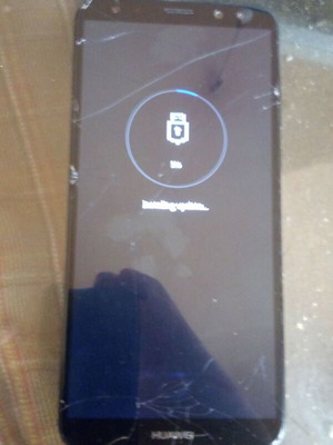 Huawei Mate 10 Lite μεταχειρισμένο μη λειτουργικό με ραγισμένη οθόνη για ανταλλακτικά