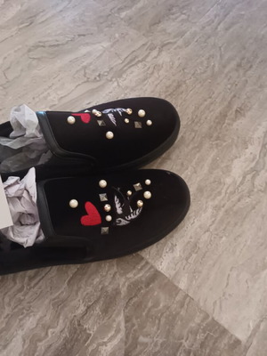 Winter Home Slippers size 39 black decorated new