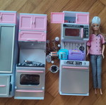 Betty kitchen set like new