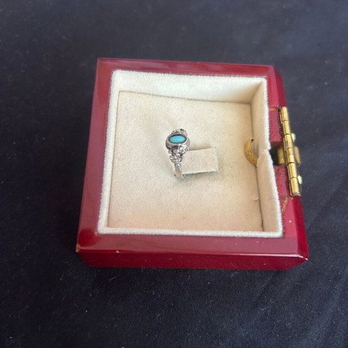 Vintage silver ring with turquoise stone very small used