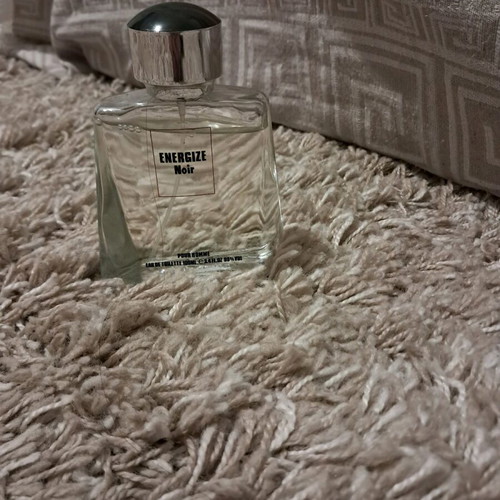 Energize Noir men's perfume 100ml like new