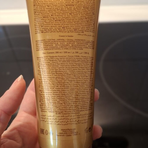Milk & Honey Gold Sugar Scrub new, body exfoliant