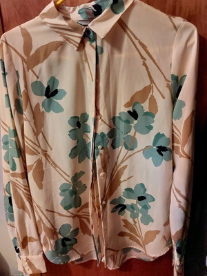 Floral shirt H&M like new, slim fit, multicolor, size S