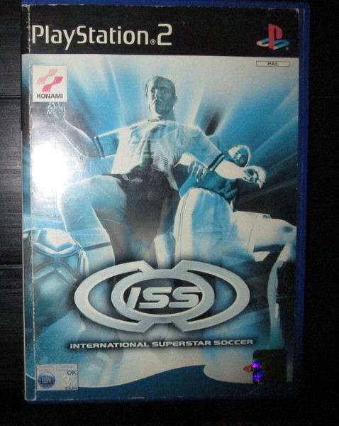 INTERNATIONAL SUPERSTAR SOCCER (PS2)