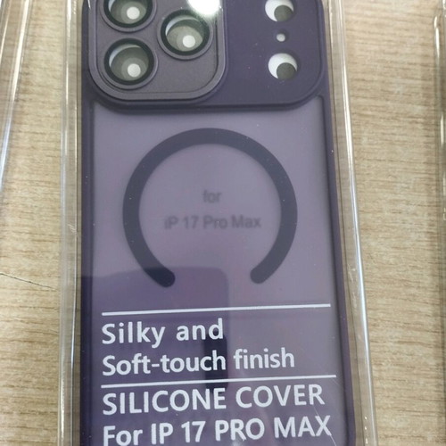 MagSafe Cases for iPhone 17 Pro Max semi-transparent new with colored edges