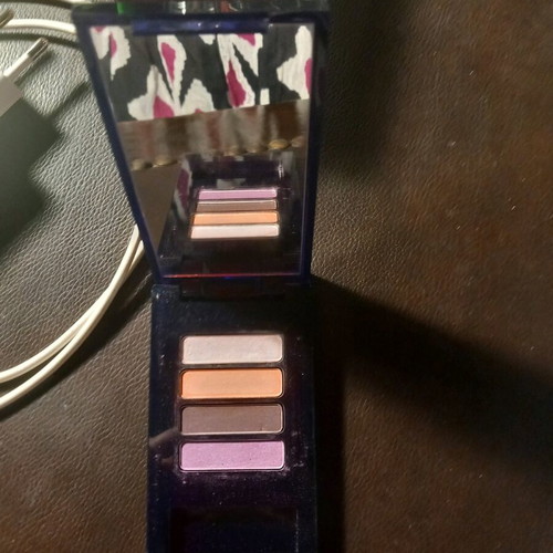 Estee Lauder eyeshadow palette like new