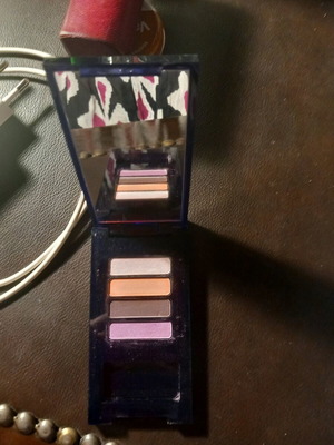 Estee Lauder eyeshadow palette like new
