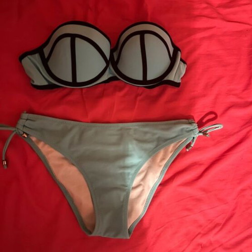 Strapless bikini set like new, turquoise with black details
