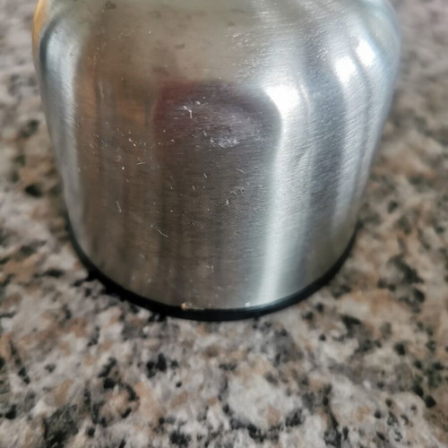 Stainless Steel Thermos 1 Liter used with screw cap and cup lid