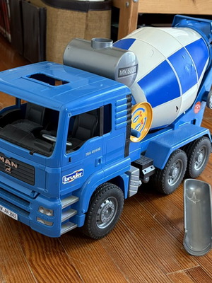 Bruder MAN TGA Cement Mixer Toy like new, scale 1:16