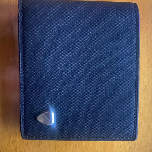NEW UNUSED BLACK LEATHER WALLET