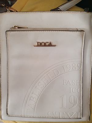 Doca shoulder bag white used with minor wear