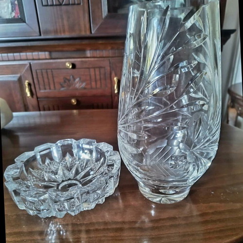 Crystal vase like new with ashtray