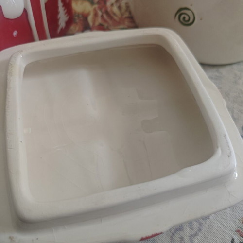 Christmas cookie jar like new