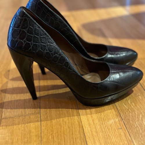 Zara black snake print 12-point heels used, size 40