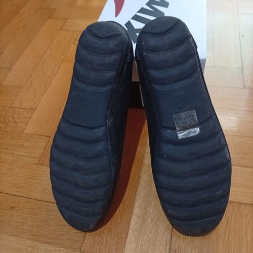Loafers slip-on shoes size 39 like new black