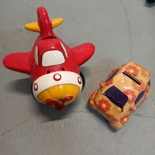 Clay piggy banks new, set of 2 pieces