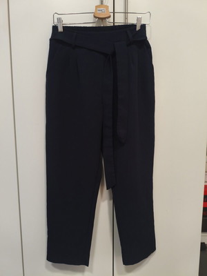 High-waisted fabric pants with belt like new, dark blue