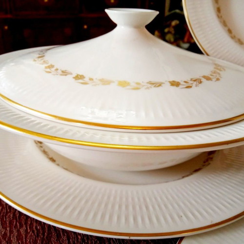 Royal-Doulton Fairfax tea set 24 pcs