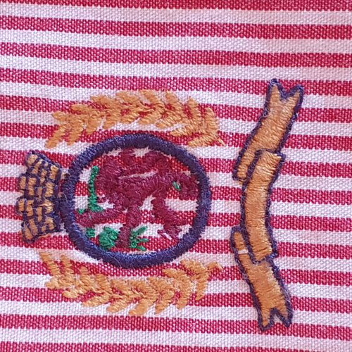 Tommy Hilfiger Men's Red and White Striped Cotton Shirt XL like new