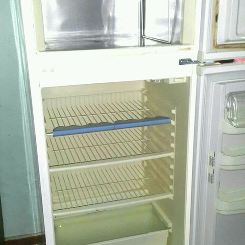 Whirlpool refrigerator used in very good condition