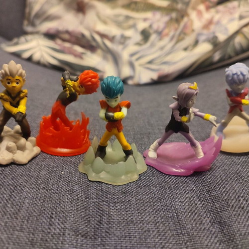 Cormiti figures like new, set of 5