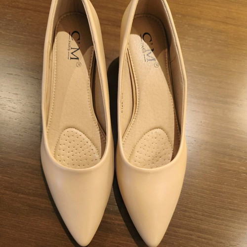 C’M Paris beige pumps size 40 used, synthetic leather, 5cm heel