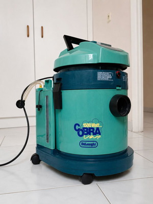 DeLonghi Cobra Vap 1500W steam cleaner like new with accessories