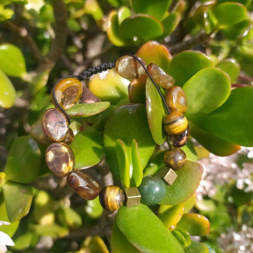 Handmade bracelet with semi-precious stones used with tiger eye, septarian and agate