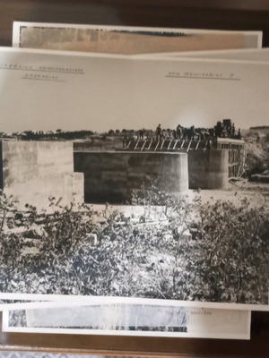 Heraklion Bridge construction used, photo with prints and note