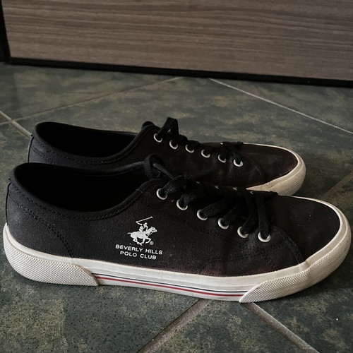 Beverly Hills Polo Club sneakers used, size 44, black