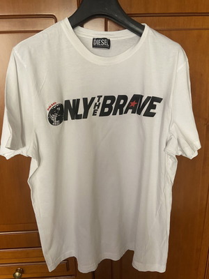 Diesel men's T-shirt, size L