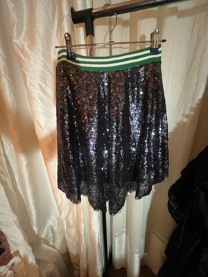 Benetton skirt with sequins like new, multicolor for girl 9-12 years