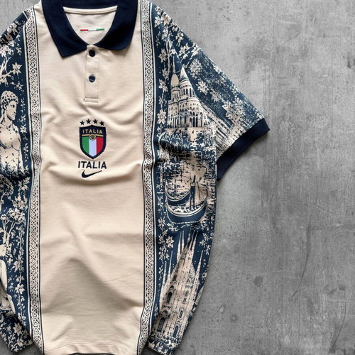 Italy Special Edition Polo shirt like new, premium quality