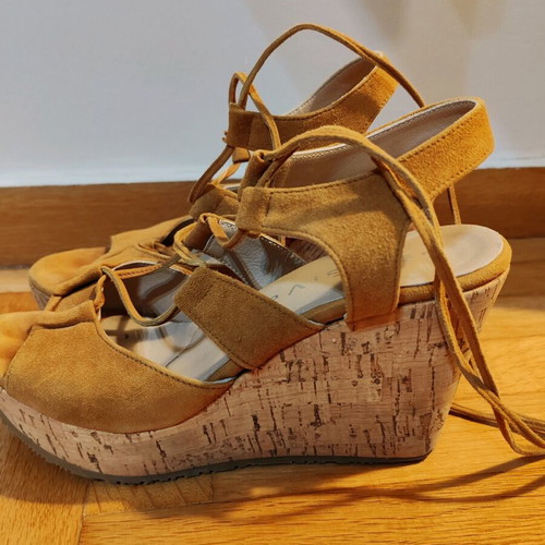 Tsitsivas leather suede platform sandals size 37, like new, 10 cm heel