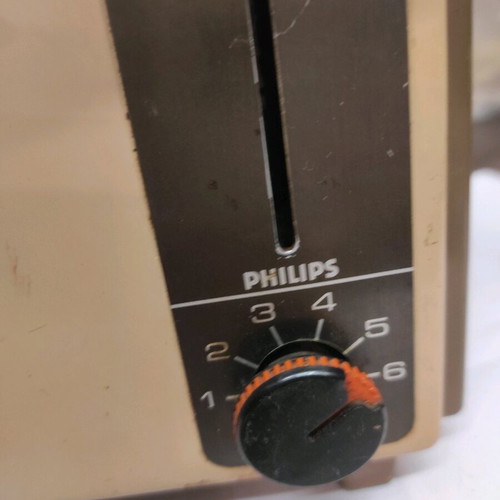 Phillips toaster used with two slots